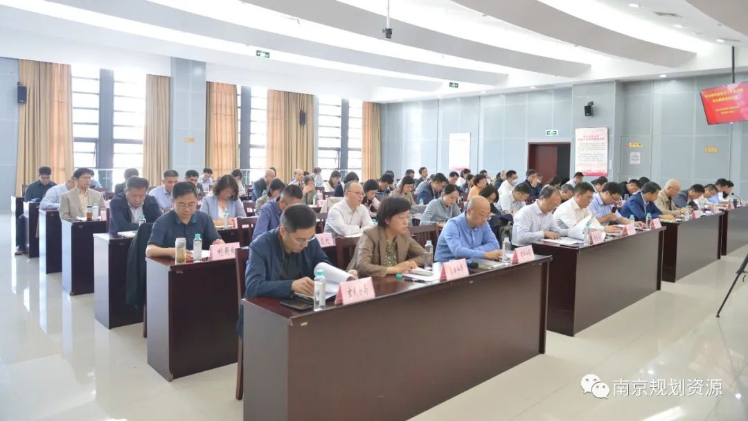 我局召开冲刺四季度重点工作推进会