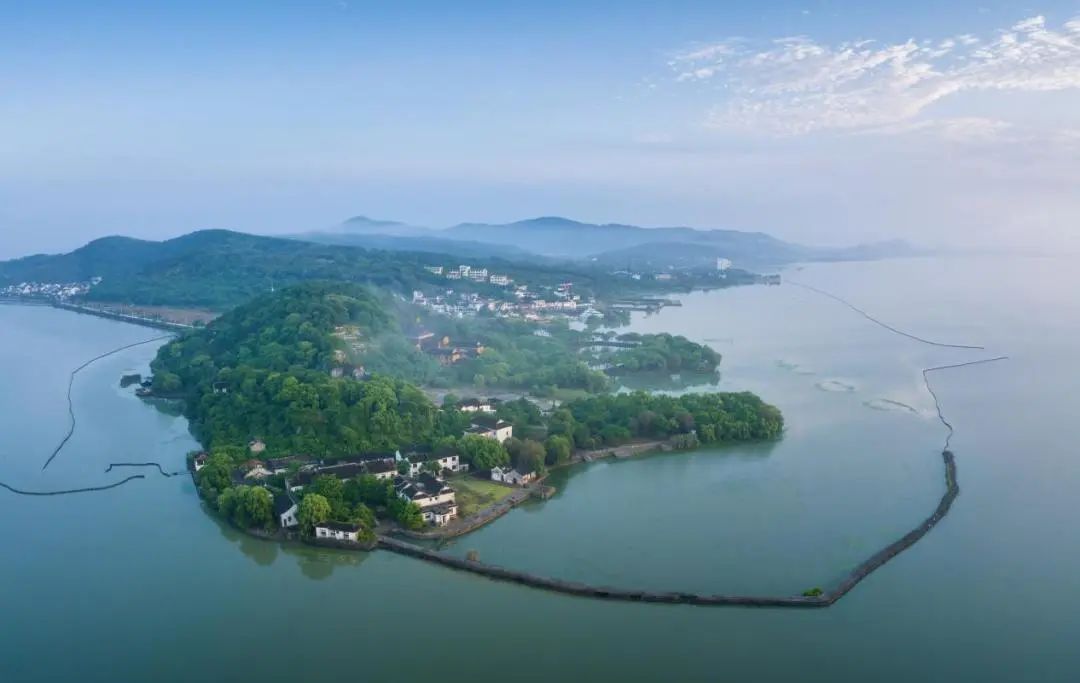 以绿生金,生态敏感地区的绿色发展路径——苏州太湖生态岛生态产品价值实现的创新实践 以绿生金,生态敏感地区的绿色发展路径——苏州太湖生态岛生态产品价值实现的创新实践