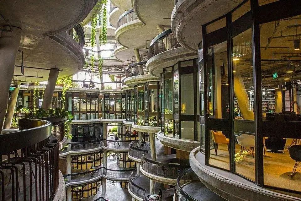 建筑必须德才兼备吗？Heatherwick挑选的十大“人性化”建筑