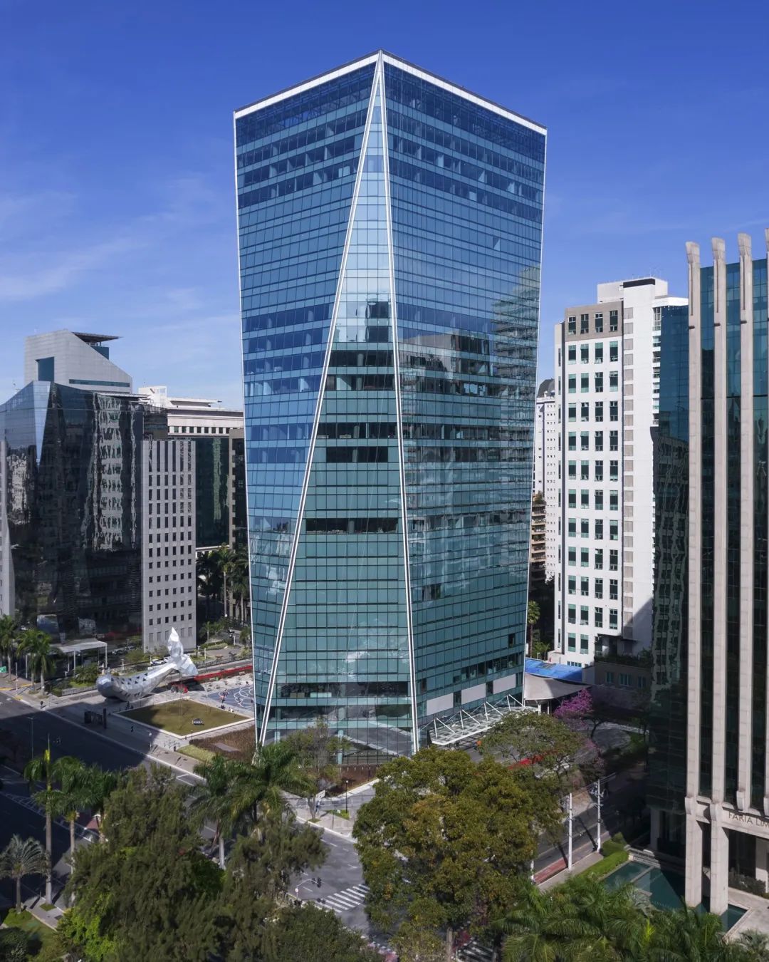 贝聿铭次子贝建中先生逝世 | 盘点那些永恒的“贝式建筑遗产” 贝聿铭次子贝建中先生逝世 | 盘点那些永恒的“贝式建筑遗产”