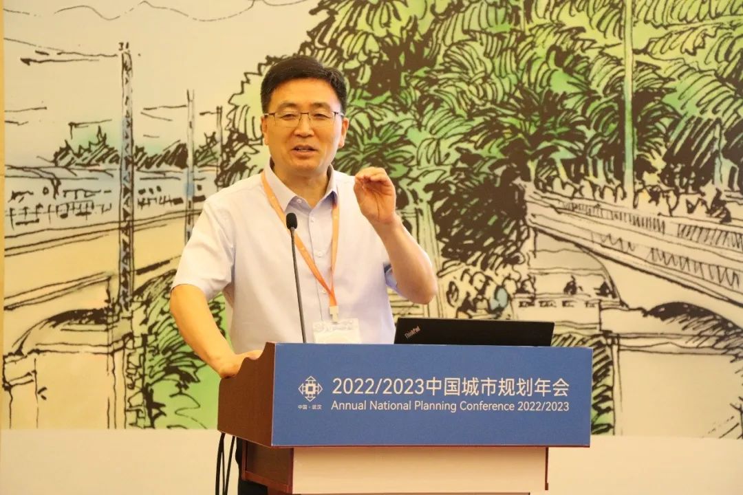 张文忠：基于区位效用分析框架下城市更新机制解析