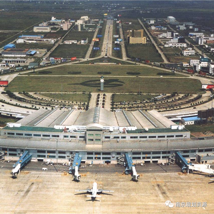 时空穿梭机｜从一桥飞架南北到跑出新时代“加速度”