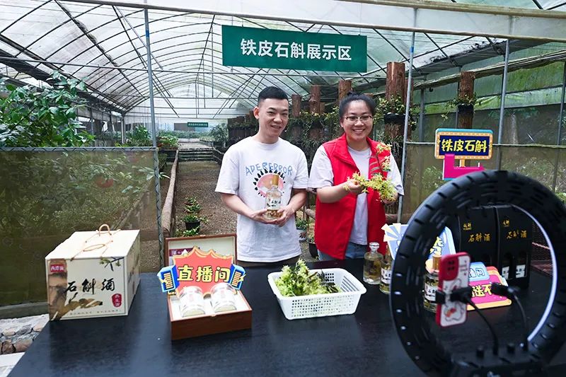 数读中国 | 十组数据见证新时代伟大成就 数读中国 | 十组数据见证新时代伟大成就