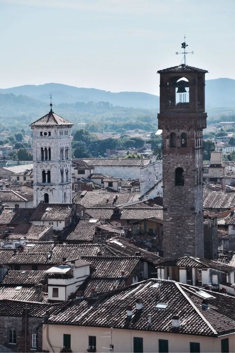 读城 | 何依:童话与歌剧的小城——卢卡(LUCCA) 读城 | 何依:童话与歌剧的小城——卢卡(LUCCA)