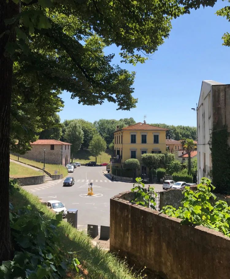 读城 | 何依:童话与歌剧的小城——卢卡(LUCCA) 读城 | 何依:童话与歌剧的小城——卢卡(LUCCA)