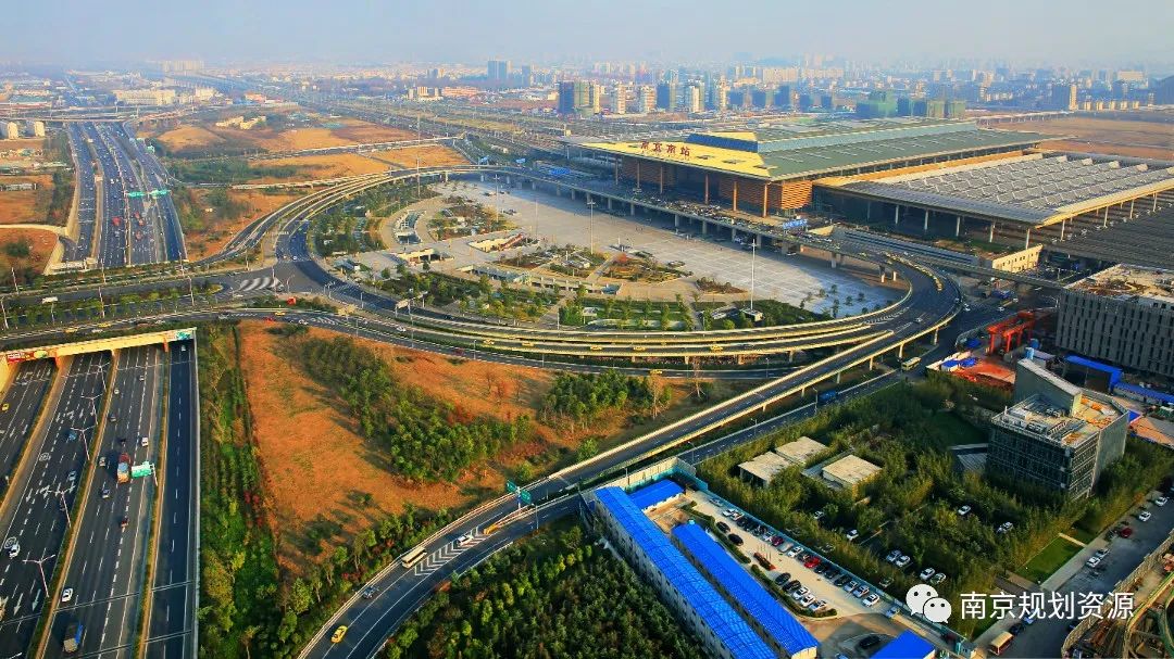 时空穿梭机｜从一桥飞架南北到跑出新时代“加速度”