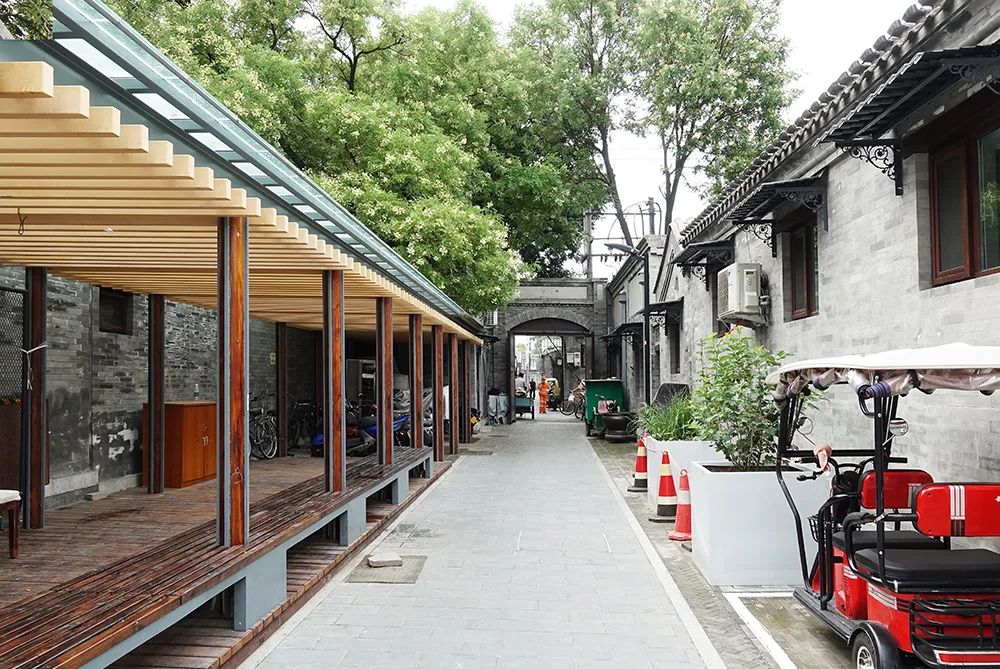 责师与社区共赞——北京景山街道黄化门社区与街区责任规划师共同领取2023年度IFLA社区类荣誉奖