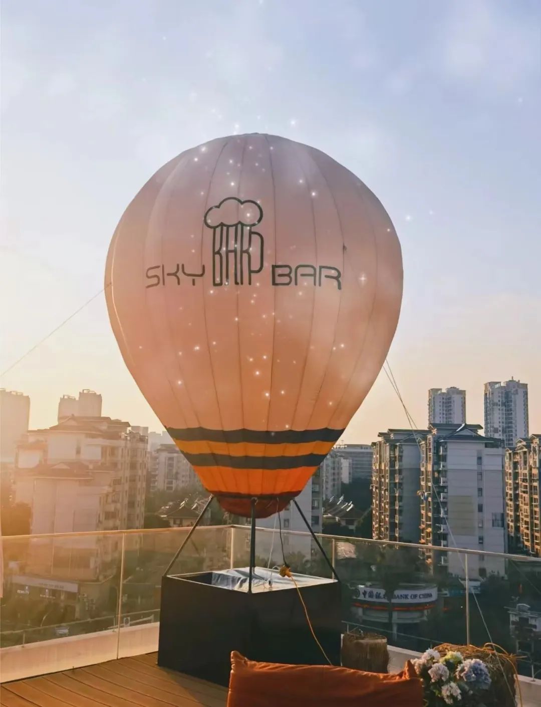 菜市场，年轻人的新战场？