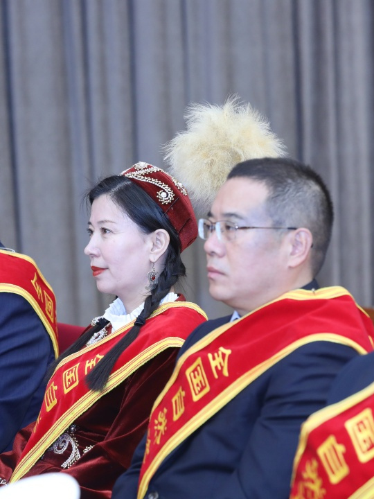 组图 | 今天,他们收获了一份沉甸甸的荣誉 组图 | 今天,他们收获了一份沉甸甸的荣誉