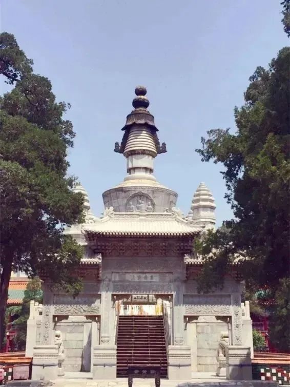 京城名刹西黄寺的前世今生 京城名刹西黄寺的前世今生