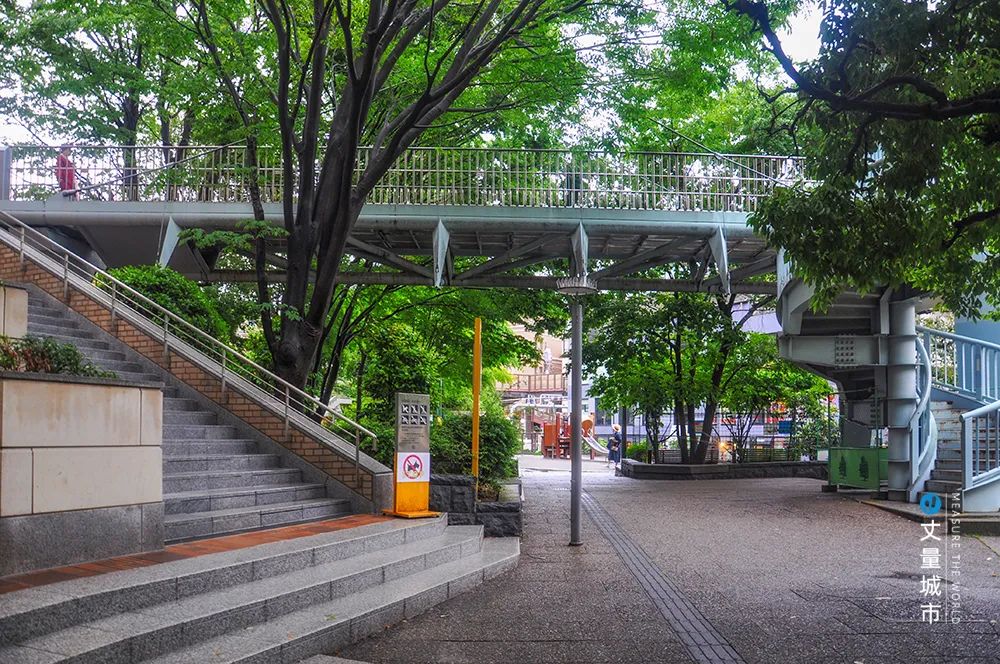 社区商圈2.0，赋能消费中心城市升级