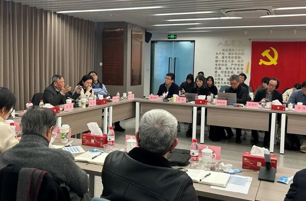 匠心推动社区更新，专家服务社会治理——杨浦区社区规划师年度总结会暨社区规划师沙龙在我院召开