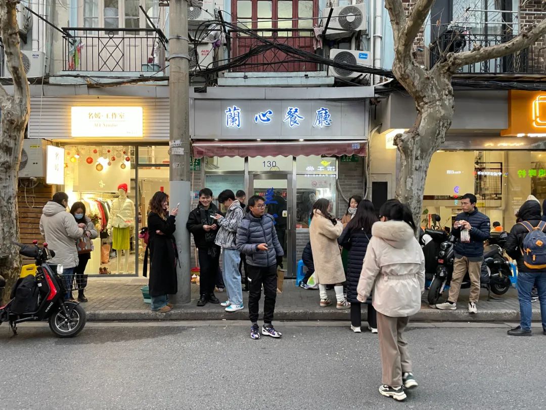 这条小破街，让我看到了真正的上海