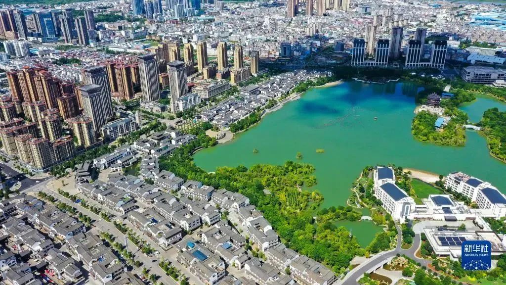 聚焦两会|尹稚教授接受《中国城市报》采访:新型城镇化战略如何高质量推进 聚焦两会|尹稚教授接受《中国城市报》采访:新型城镇化战略如何高质量推进