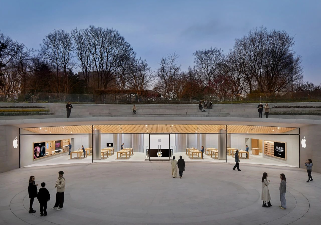 静安寺对面的Apple“全球旗舰店”，为什么等了这么久？