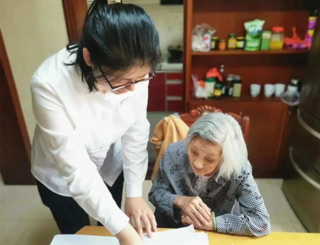 “巾帼建功在窗口”，滨江不动产登记窗口担当奉献获好评