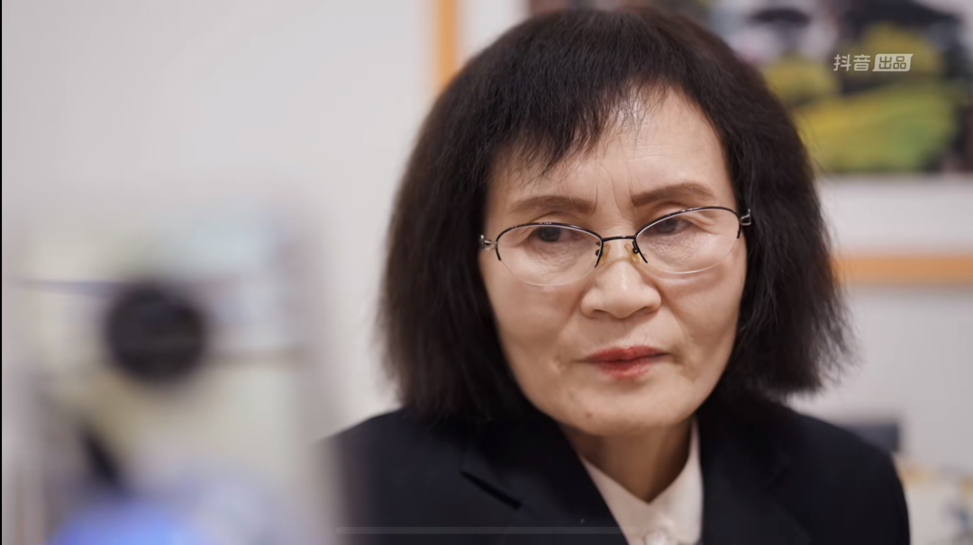 成都迪士尼爆火背后，一个真诚的互联网营销套路