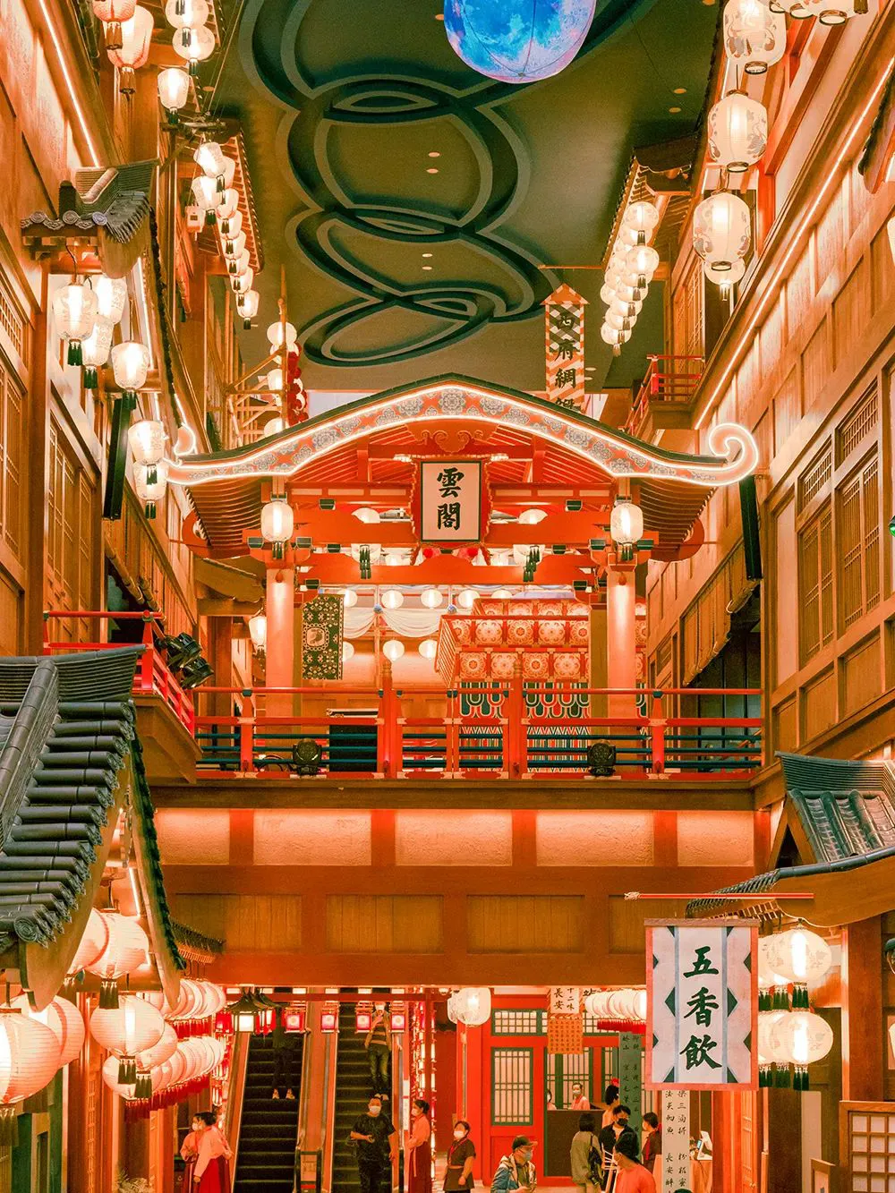 国潮新趋势，城市抢人的大杀器！