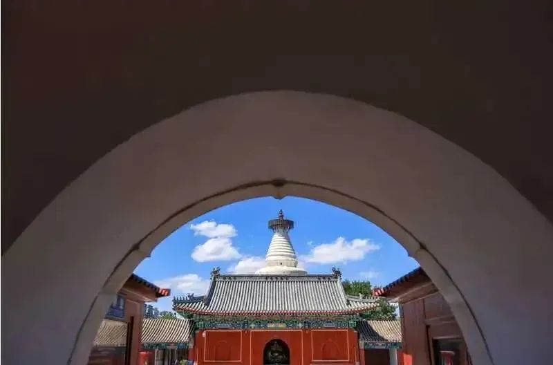 红墙白塔下的ta，是北京城悠久历史的见证