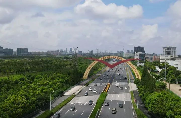 上海解放七十五周年 | 人民城市,永放光芒 上海解放七十五周年 | 人民城市,永放光芒