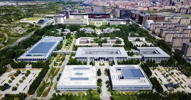 科学谋划城市”成长坐标”