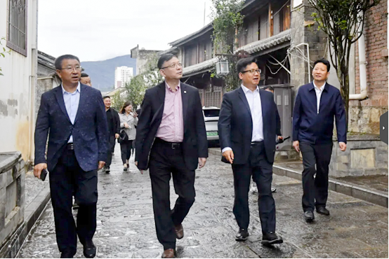 方守恩书记率队赴滇推进校地合作 方守恩书记率队赴滇推进校地合作