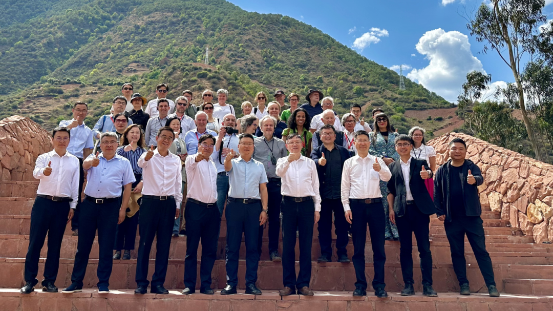 方守恩书记率队赴滇推进校地合作 方守恩书记率队赴滇推进校地合作
