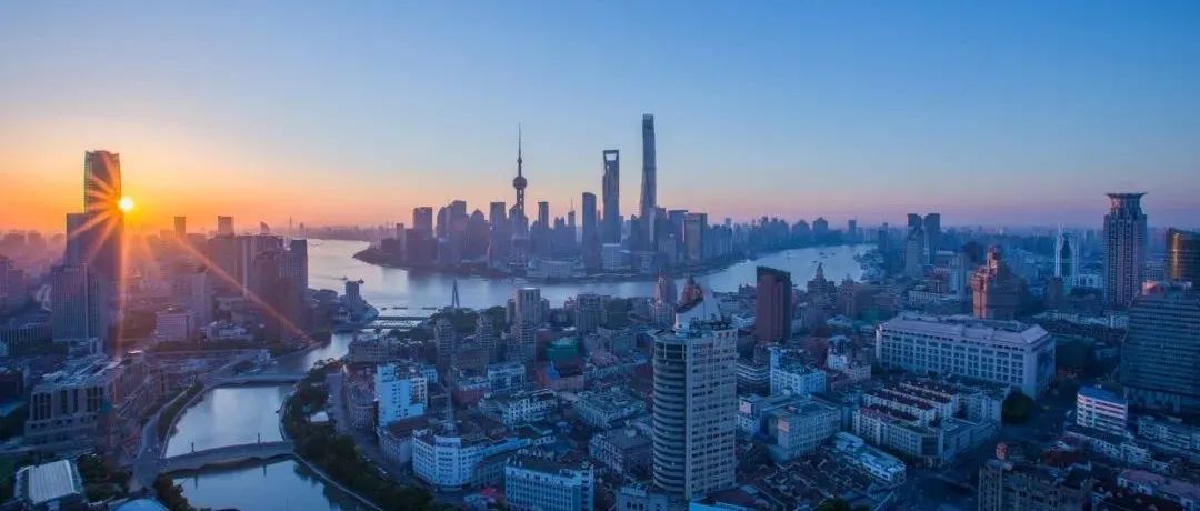 面向运营的超大城市轨道公交融合发展——深圳探索与实践 面向运营的超大城市轨道公交融合发展——深圳探索与实践