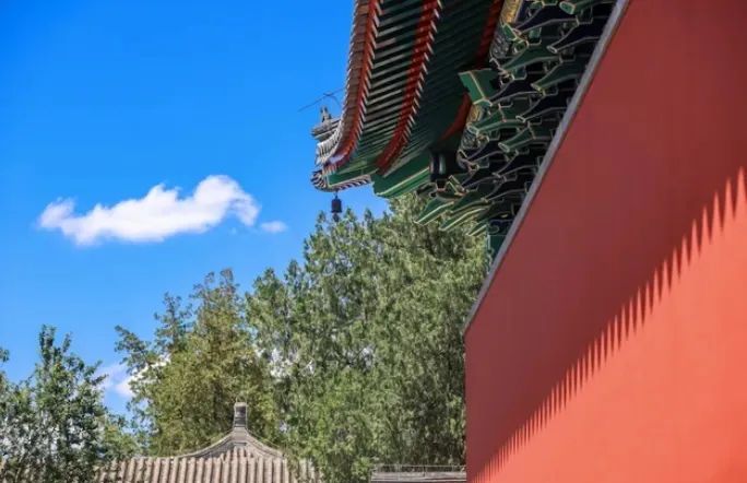 红墙白塔下的ta，是北京城悠久历史的见证