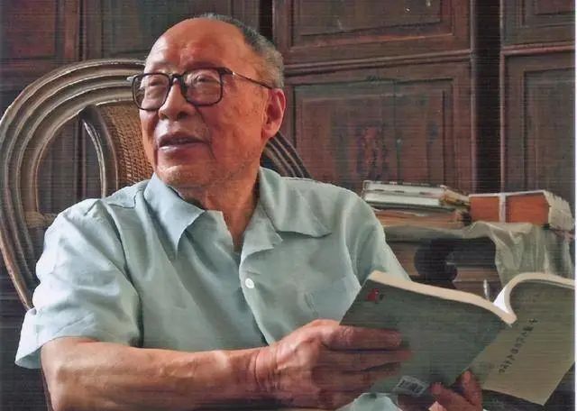 《地图上的中国通史》豆瓣9.4，畅销百年