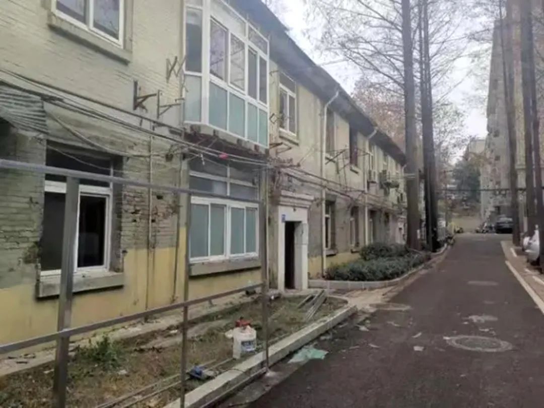 【文章导读】居住类地段更新的类型、历程与关键问题——以南京为例
