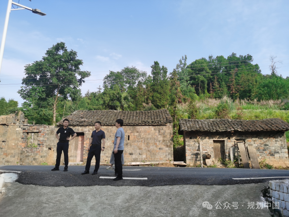 城乡格局变化对村庄建设的影响与对策