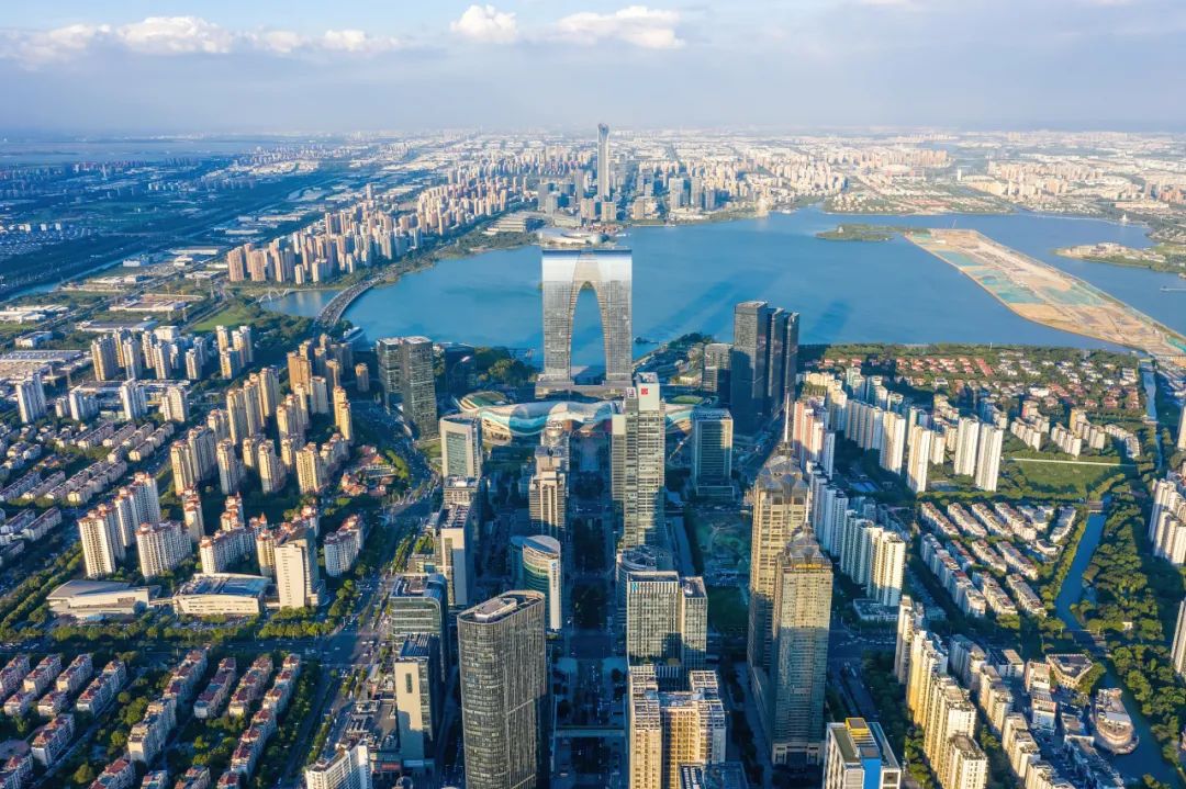 邓东:城市设计的统与领——以三个城市实践为例 邓东:城市设计的统与领——以三个城市实践为例