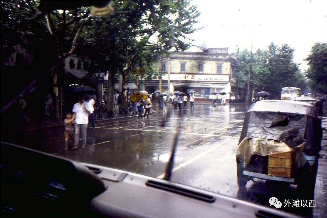 回望：1980年代的上海