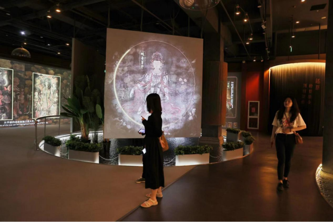 美轮美奂!600年法海寺壁画动起来了 美轮美奂!600年法海寺壁画动起来了
