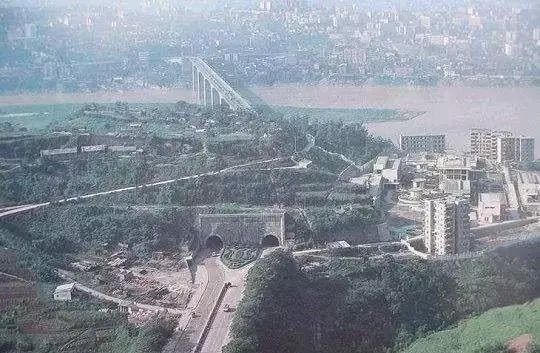 重庆后堡:有个要“跑路”的团队 重庆后堡:有个要“跑路”的团队
