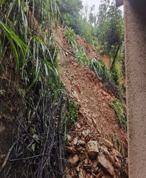 警惕极端降雨引发地灾险情!这4个成功避险案例可复制→ 警惕极端降雨引发地灾险情!这4个成功避险案例可复制→