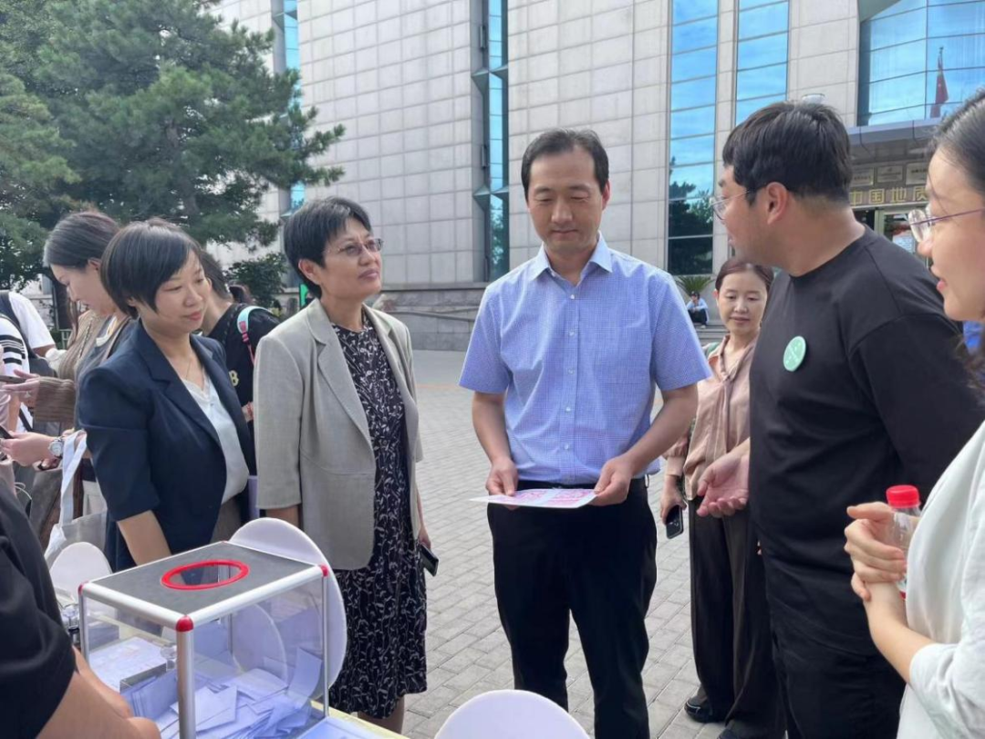 不忘为民初心 携手奋发前行 | 西城区责任规划师在《北京市责任规划师制度实施五周年成果展》展区开展快闪活动 不忘为民初心 携手奋发前行 | 西城区责任规划师在《北京市责任规划师制度实施五周年成果展》展区开展快闪活动