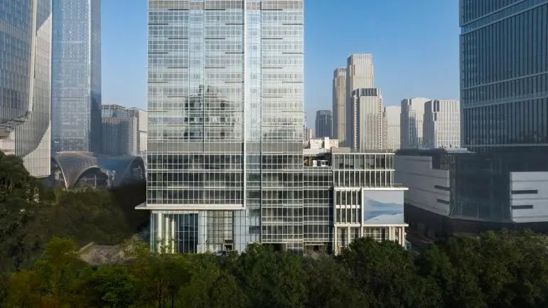 【岭南建筑】震撼发布!汉银广场,金融城的心脏,天空下的璀璨钻石 【岭南建筑】震撼发布!汉银广场,金融城的心脏,天空下的璀璨钻石