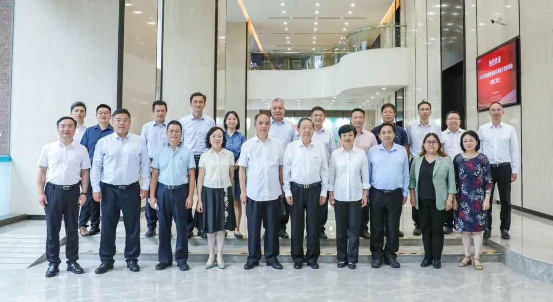 国家最高科学技术奖获得者李德仁院士莅临我院指导交流|广规要闻 国家最高科学技术奖获得者李德仁院士莅临我院指导交流|广规要闻