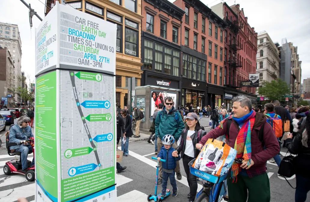 抢街?城市街道的路权重置——纽约百老汇大道更新改造规划 抢街?城市街道的路权重置——纽约百老汇大道更新改造规划
