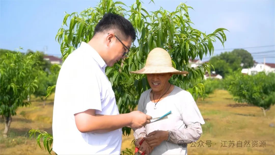 《新华日报》：坚持党建引领，激发耕地保护动能