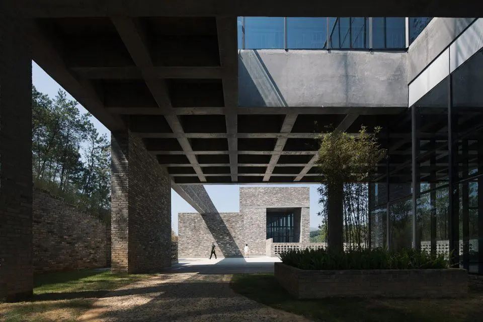 朱荣远:文化建筑与建筑文化 朱荣远:文化建筑与建筑文化