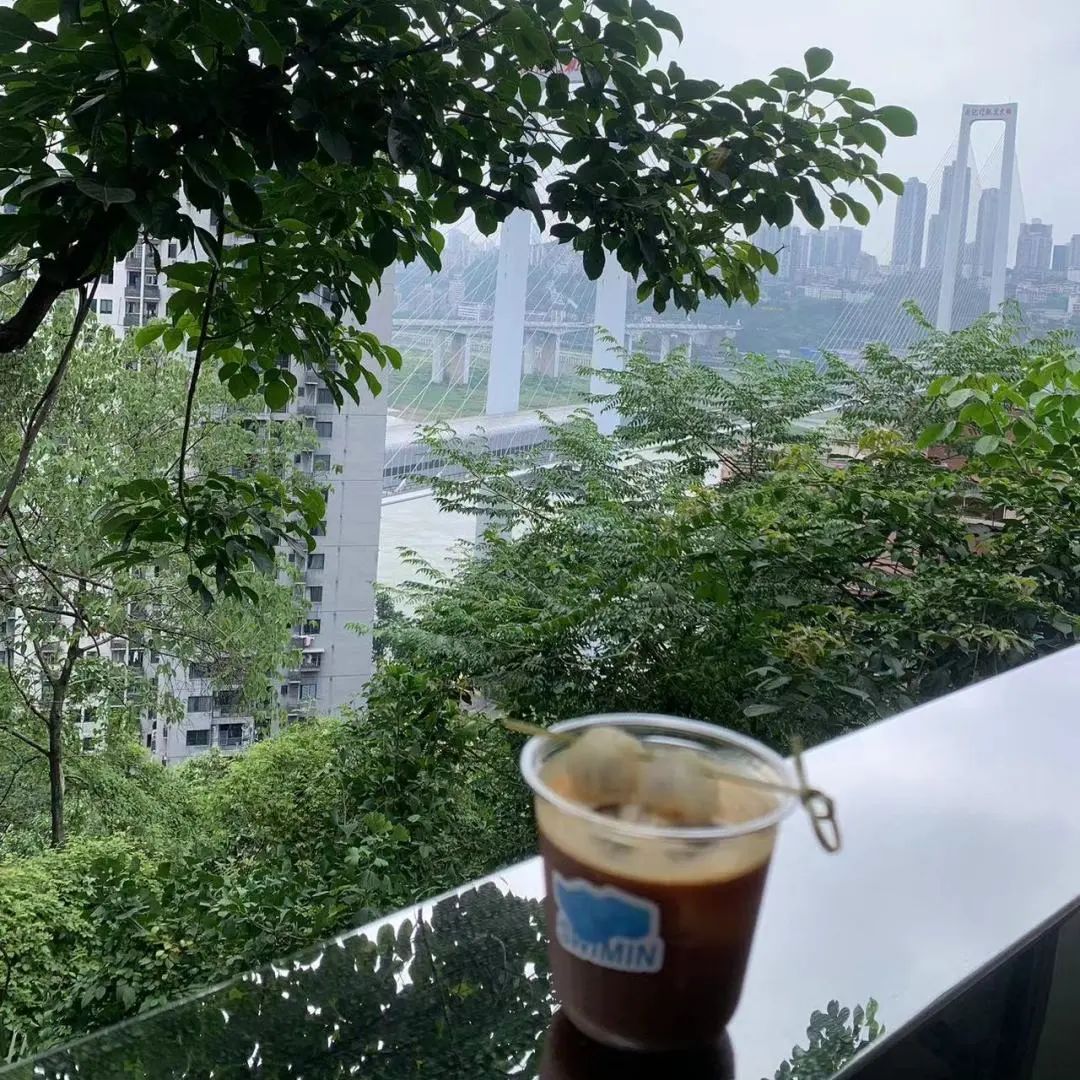 重庆后堡:有个要“跑路”的团队 重庆后堡:有个要“跑路”的团队