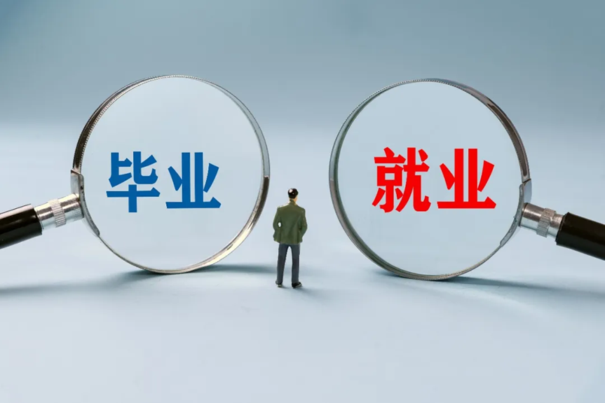 梁建章：中国经济急需发钱消费