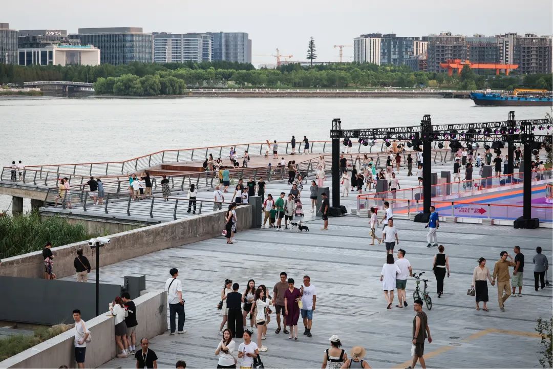 Gate M西岸梦中心正式开场，以水为媒解锁滨水商业新玩法
