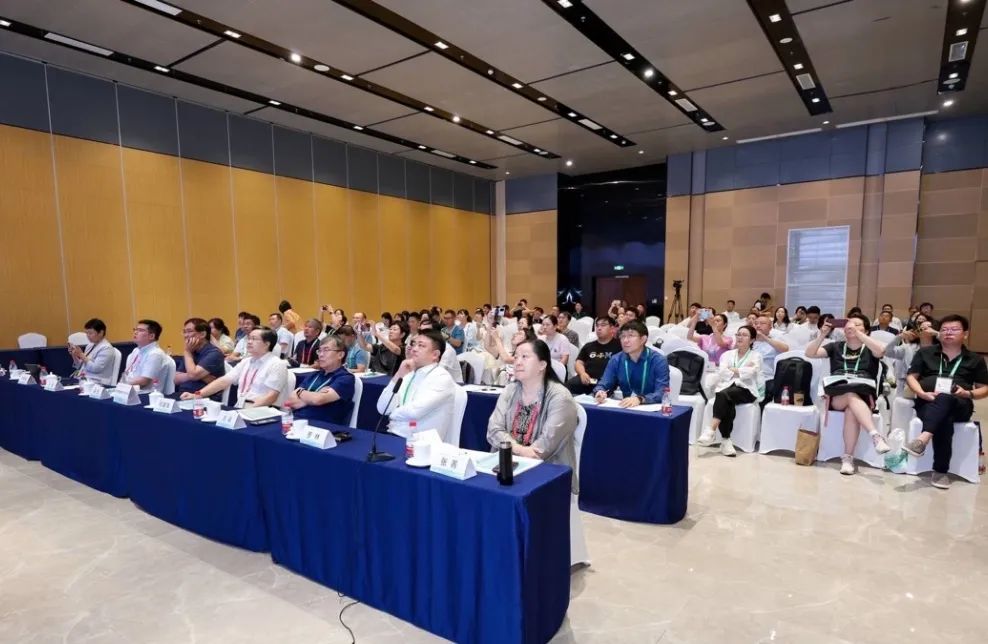 学术报告会三:以城市更新推进“四好”建设 | 规划年会 学术报告会三:以城市更新推进“四好”建设 | 规划年会