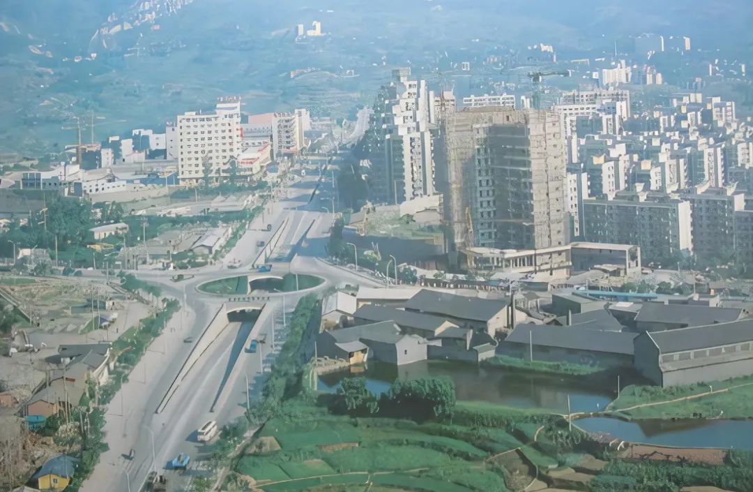 重庆后堡:有个要“跑路”的团队 重庆后堡:有个要“跑路”的团队