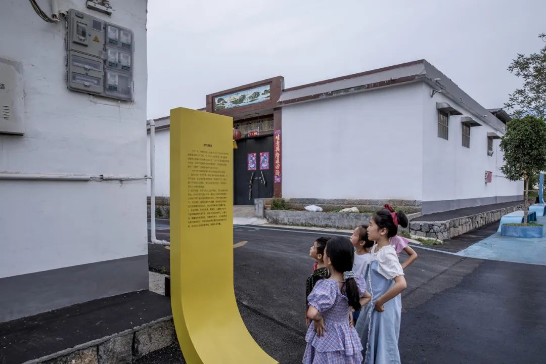 何崴:建筑是块“三明治” 何崴:建筑是块“三明治”