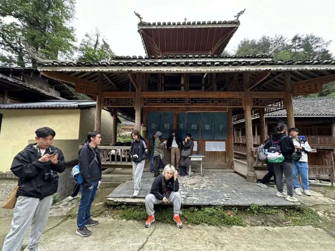 何崴:建筑是块“三明治” 何崴:建筑是块“三明治”
